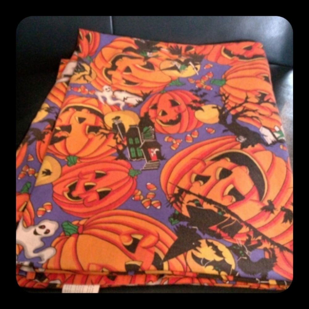 90s Halloween Tablecloth